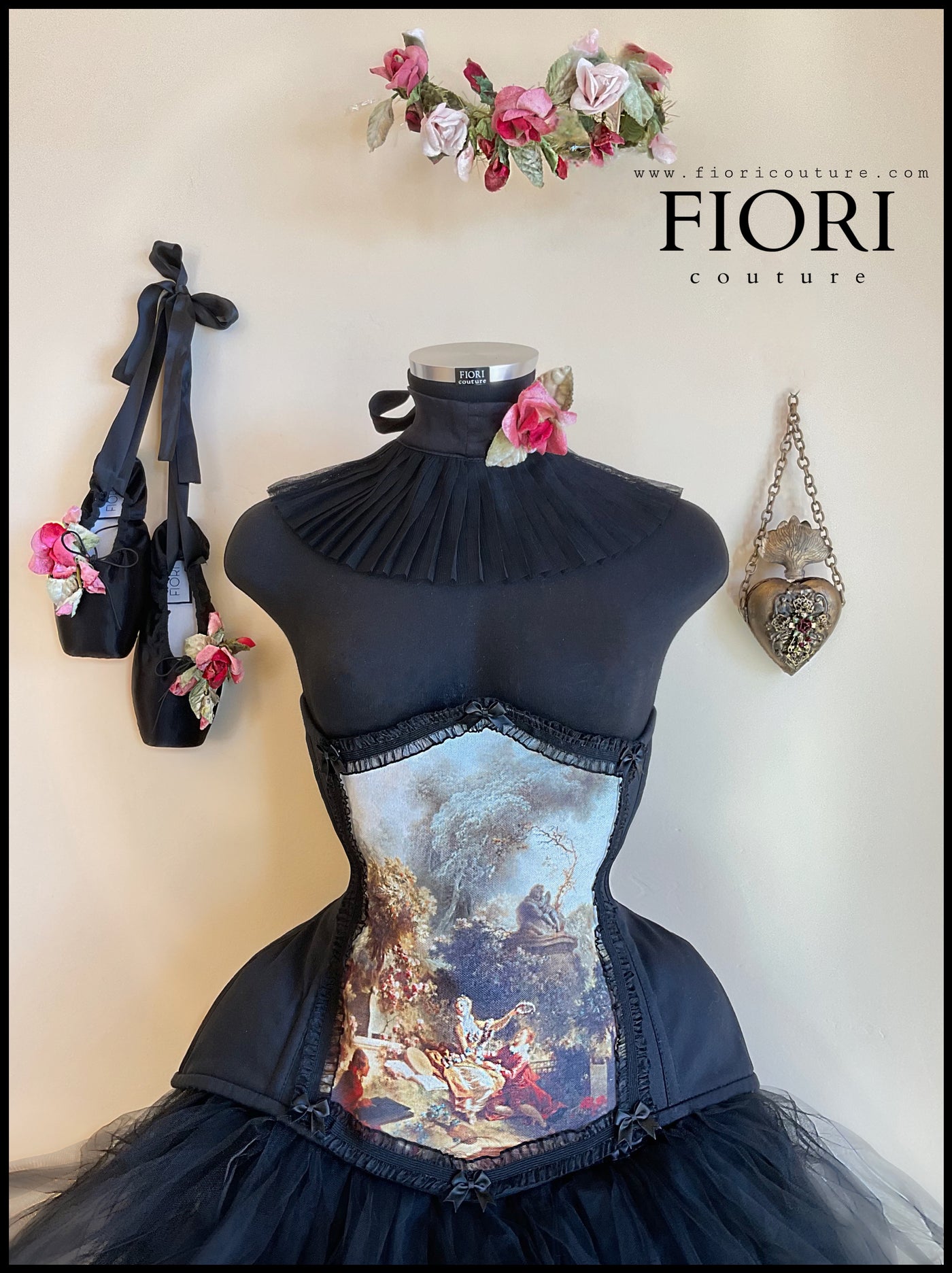 THE LOVER CROWNED underbust corset