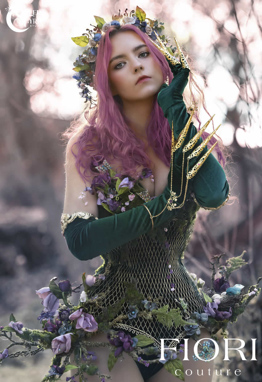 Flora Embroidery Corset / Handmade Bustier - Etsy